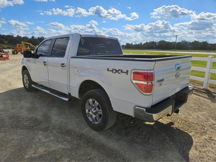 2012-ford-f150-xlt-image-3