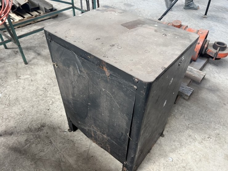 craftsman-tool-box-image-4