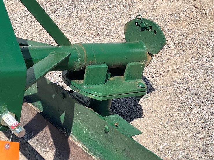 2002-caterpillar-16-image-9
