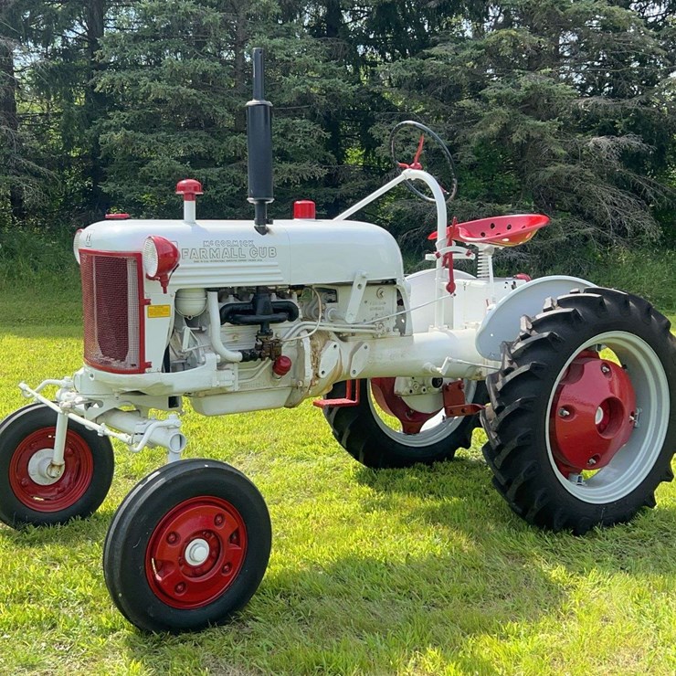 Farmall Cub Demonstrator