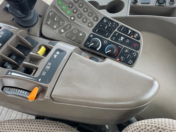 2012-john-deere-7280r-image-36