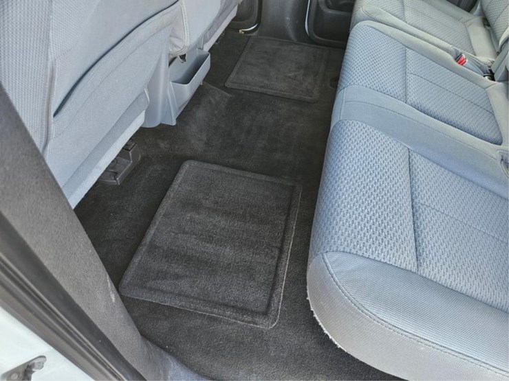 2012-ford-f150-xlt-image-17