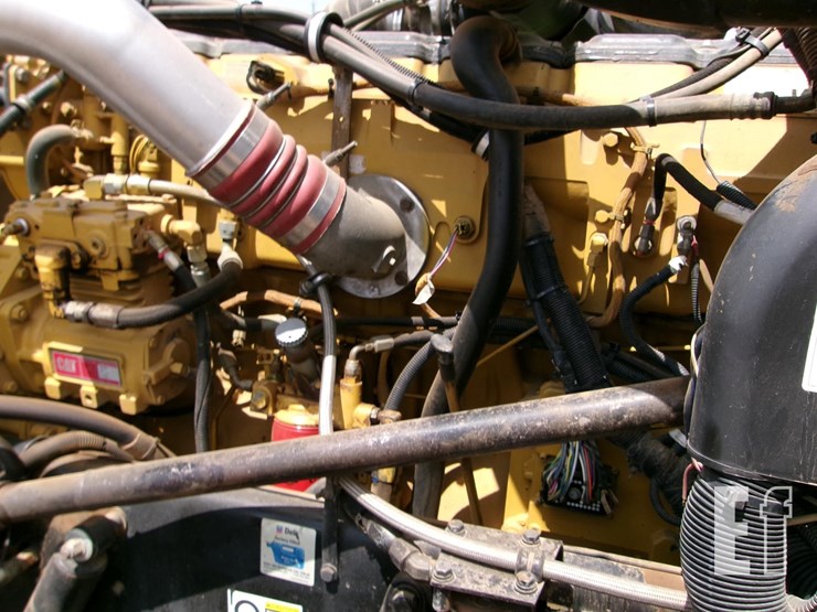 2005-peterbilt-379-image-11
