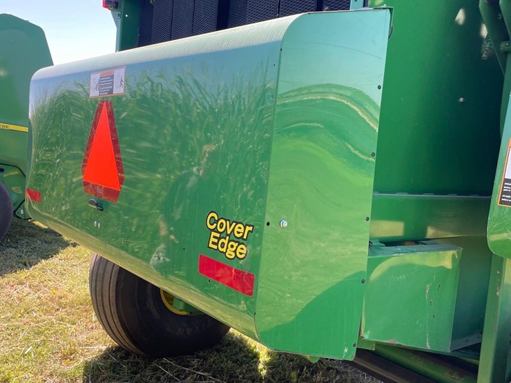 2013-john-deere-569-premium-image-11