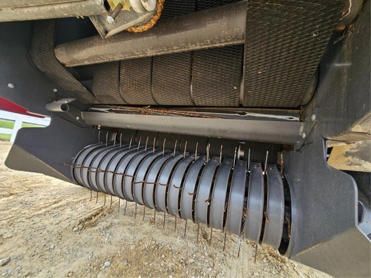 massey-ferguson-1745-image-47