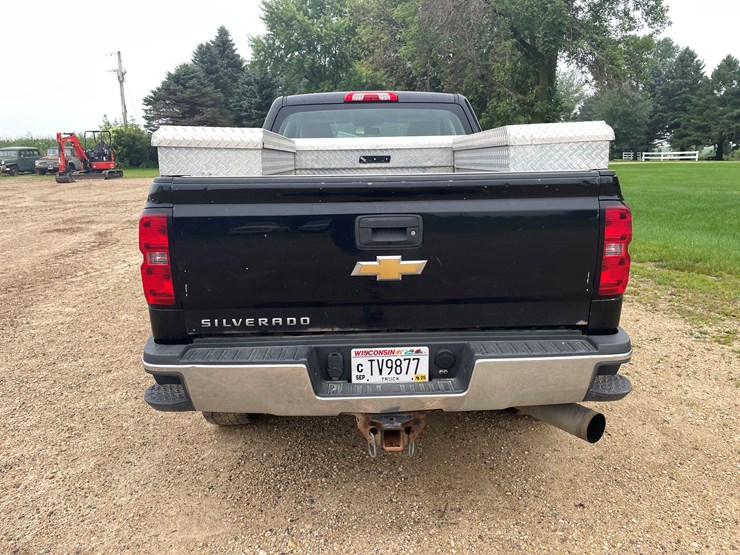 #112-•-2015-chevy-2500-diesel-4x4-pickup-(has-wi-title)-image-6