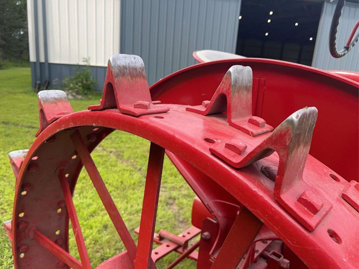 1940-farmall-h-distillate-image-30