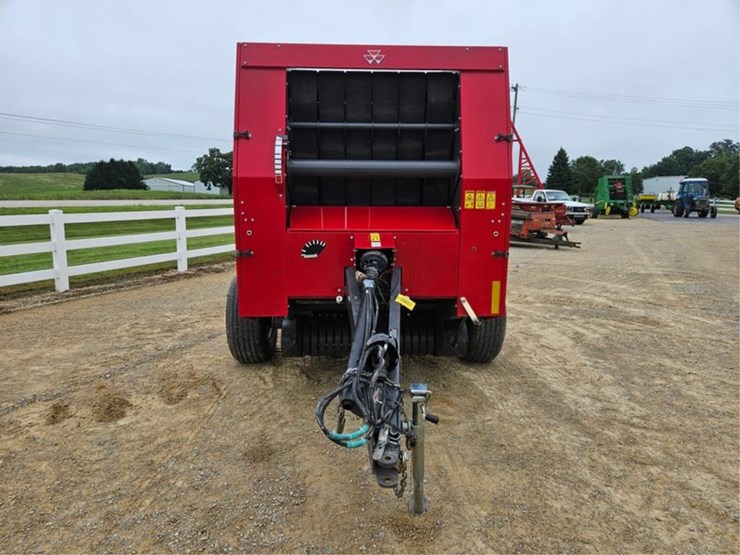 massey-ferguson-1745-image-8