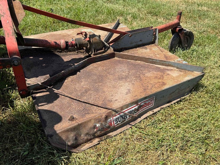 6-foot-bush-hog,-three-point-hitch-image-1