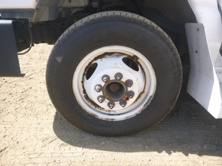 2018-ford-e450-image-17