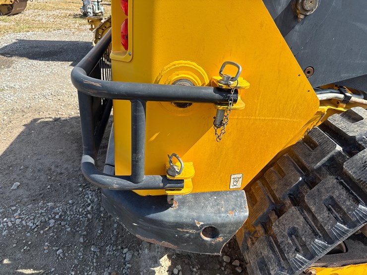jcb-320t-image-8