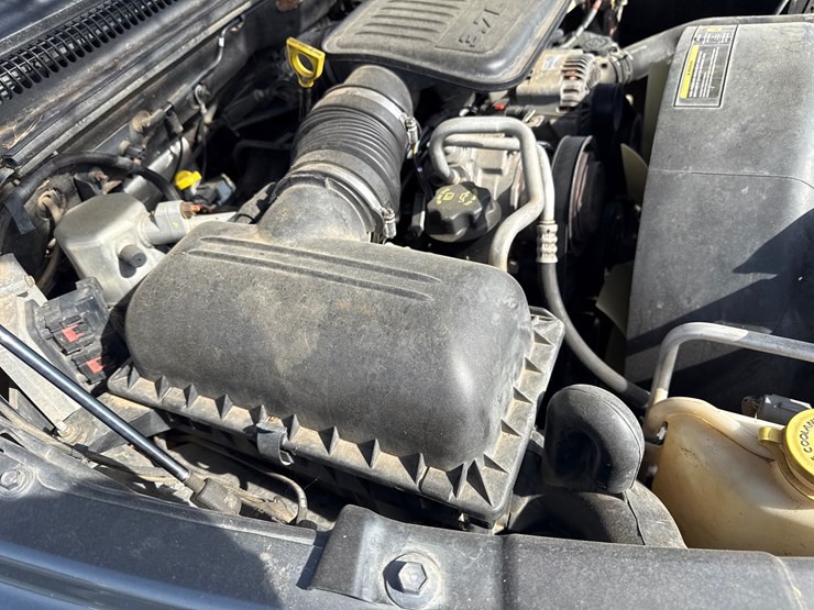 2005-dodge-dakota-image-36