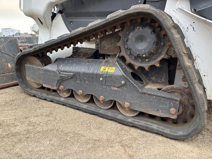 2022-bobcat-t66-image-16