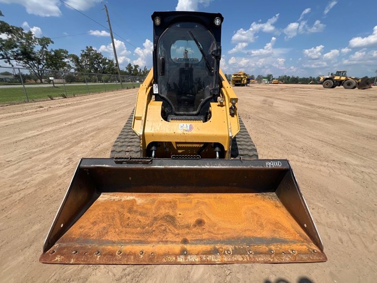 2023-caterpillar-279d3-image-7