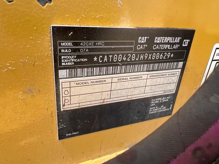 2021-caterpillar-420-image-16