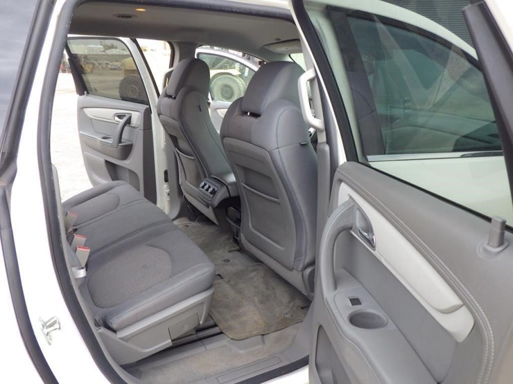 2014-chevrolet-traverse-image-8