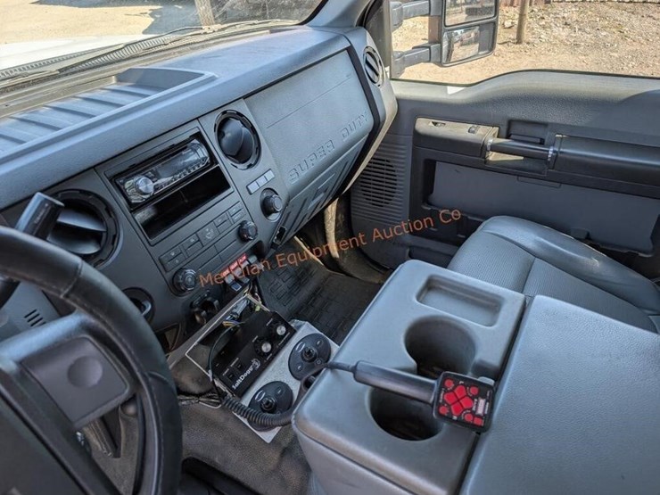 2015-ford-f350-image-48