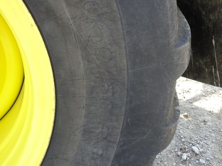 2019-john-deere-f4365-image-61