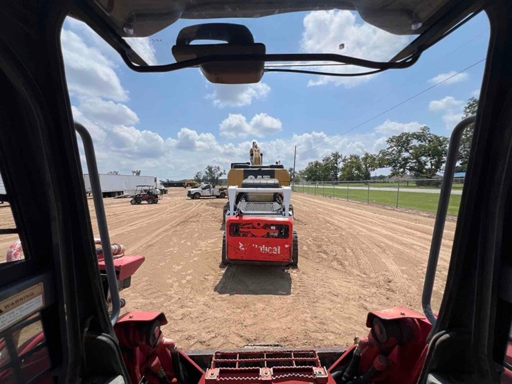 2018-takeuchi-tl12v2-image-44