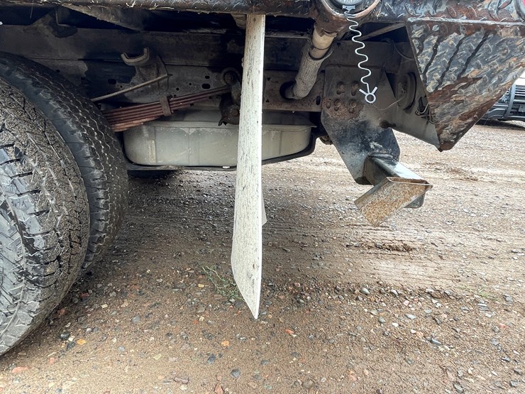 2005-ford-f350-image-15