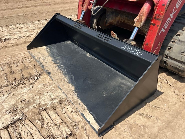 2019-takeuchi-tl12v2-image-9