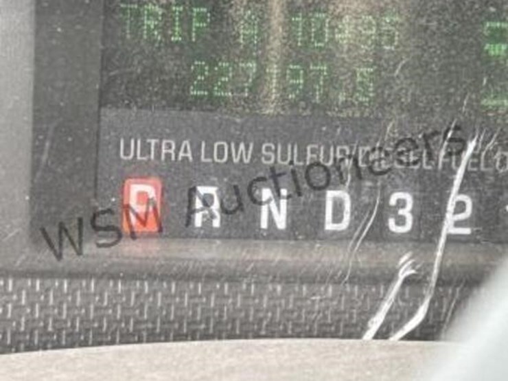 2010-ford-f550-image-16