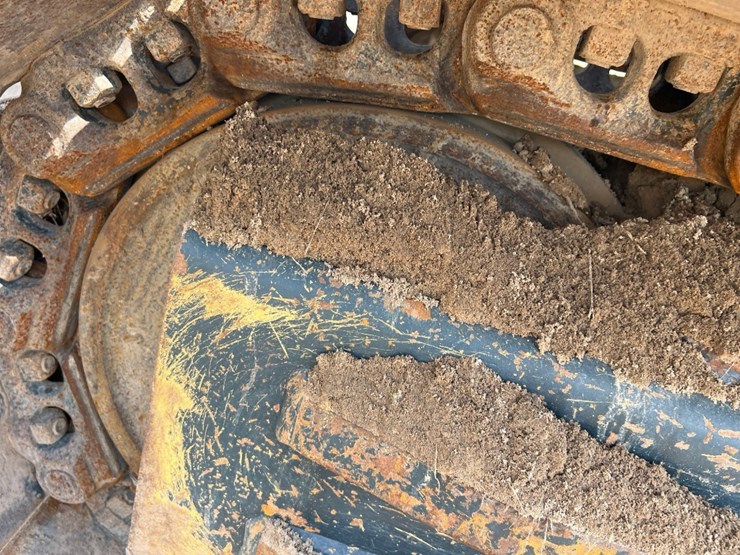 2019-hyundai-hx300l-image-30