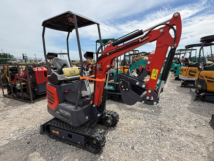 #220-•-#26485-•-unused-cfg-mx15rx-mini-excavator-image-2