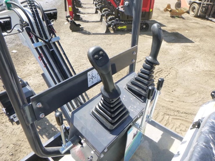 bttl-et12m-6-hydraulic-excavator-image-21
