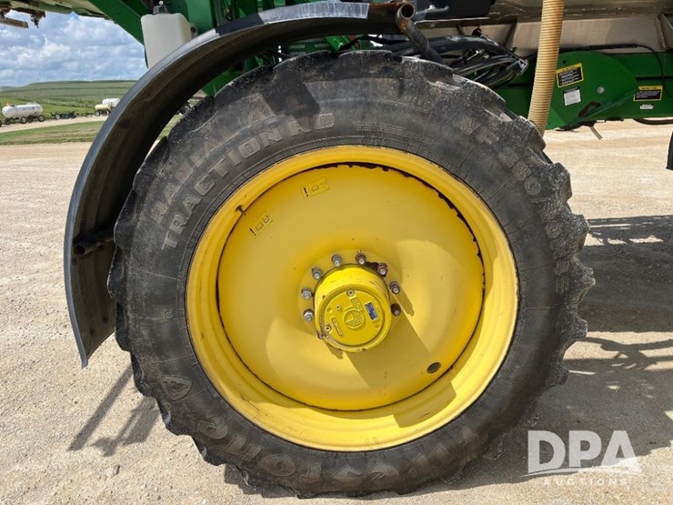 2014-john-deere-r4038-image-45