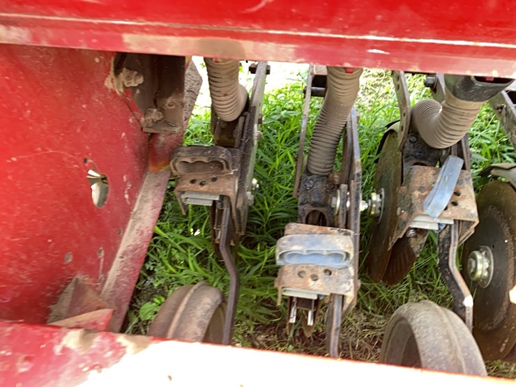 case-ih-5100-image-4
