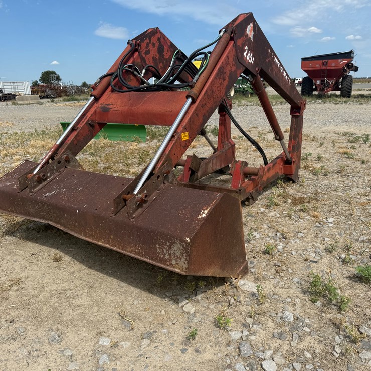 INTERNATIONAL 2350