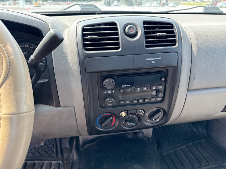 2006-chevrolet-colorado-image-15