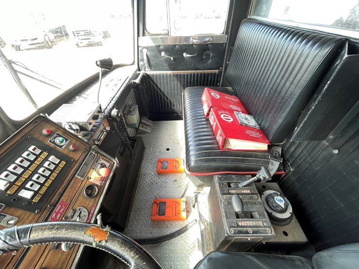 #2011-•-1985-mack-ts100-fire-truck-(has-mn-title)-image-43