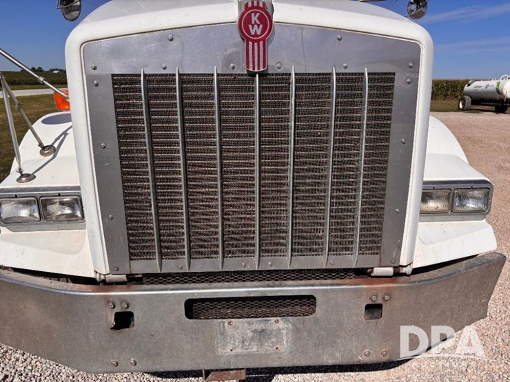 2005-kenworth-t800-image-17