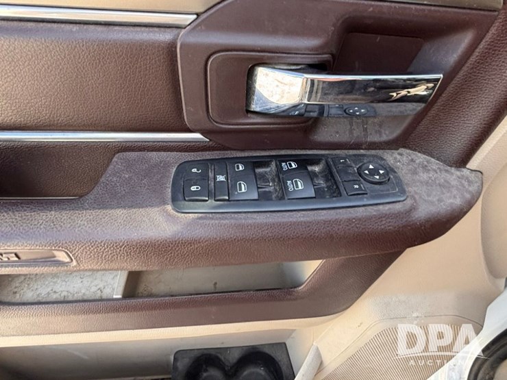 2016-dodge-ram-2500-image-71
