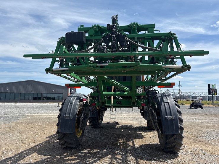 2018-john-deere-r4038-image-5