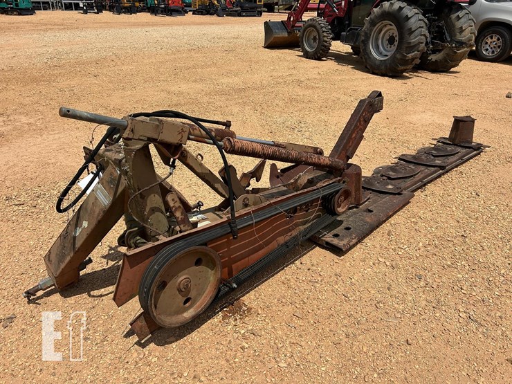 kuhn-mower-7'-3076-image-1