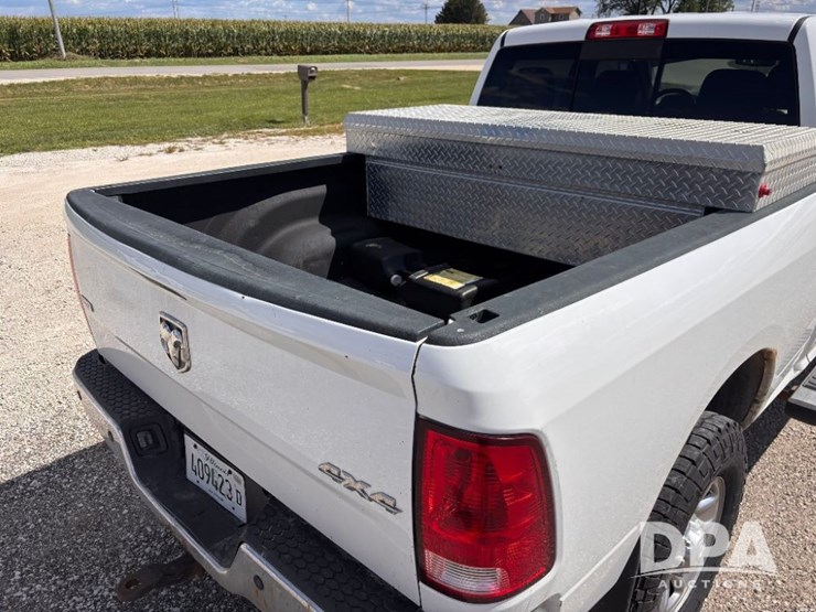 2016-dodge-ram-2500-image-38