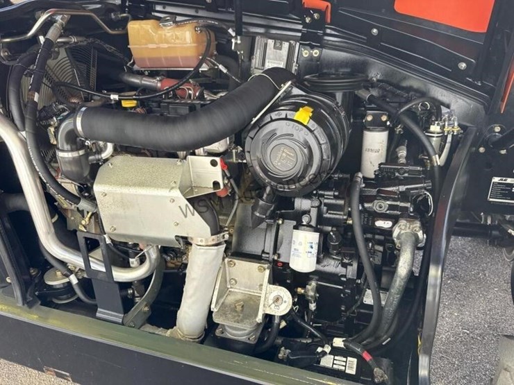 2015-jlg-4014ps-image-14