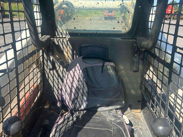 2012-bobcat-t650-image-20