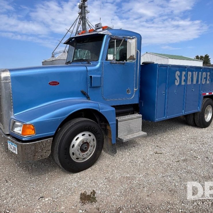 1988 PETERBILT 377