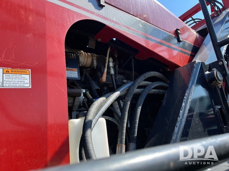 2011-case-ih-patriot-3330-image-49