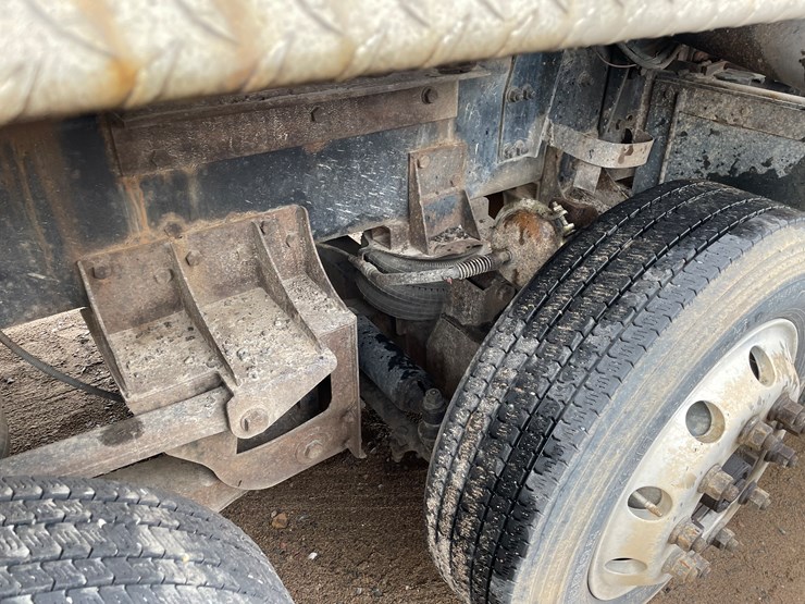 #2149-•-2002-international-5500i-dump-truck-(has-mn-title)-image-21