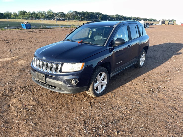 2012-jeep-compass-image-1
