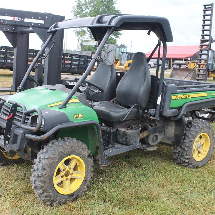 JOHN DEERE GATOR XUV 855D