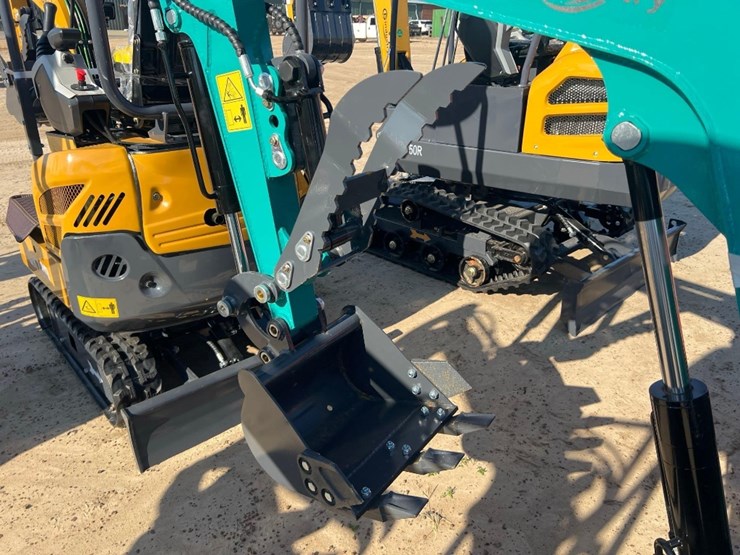 unused-cfg-industrial-qk16r-excavator-image-9
