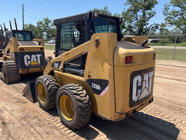 2008-caterpillar-226b2-image-2