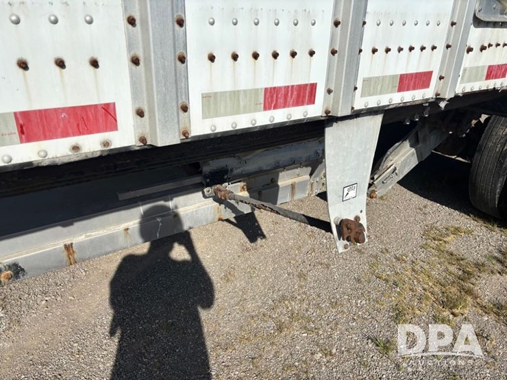 2009-merritt-mvt-dry-fertilizer-trailer-(np6116)-image-13