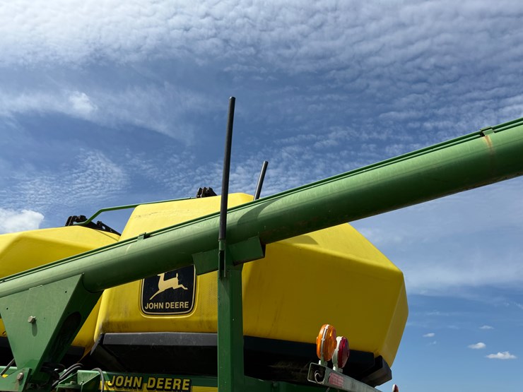 john-deere-1900-image-44